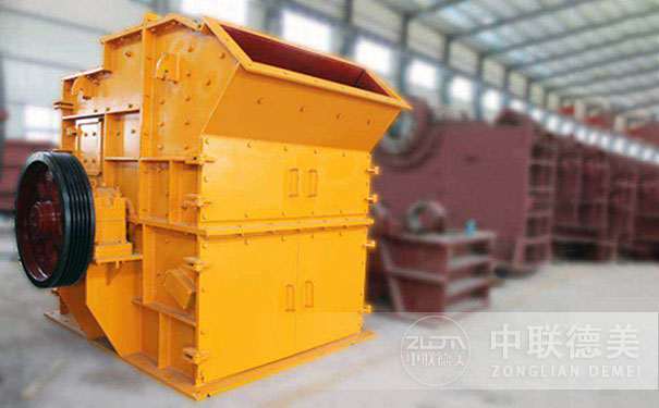 移動(dòng)式破碎機(jī)多少錢(qián)一臺(tái)?