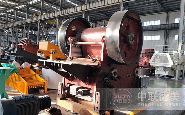 反擊破碎機(jī)哪個(gè)牌子好?