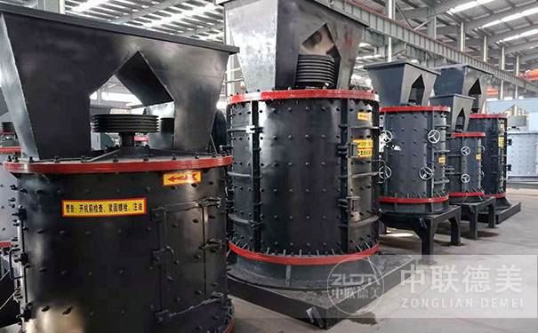 立軸板錘式制砂機(jī)