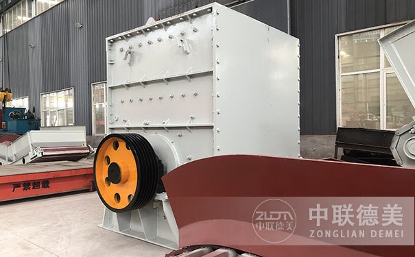 立式復(fù)合破碎機(jī)