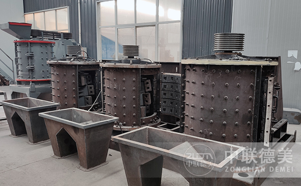 1 (12).jpg 立軸數(shù)控和破碎機